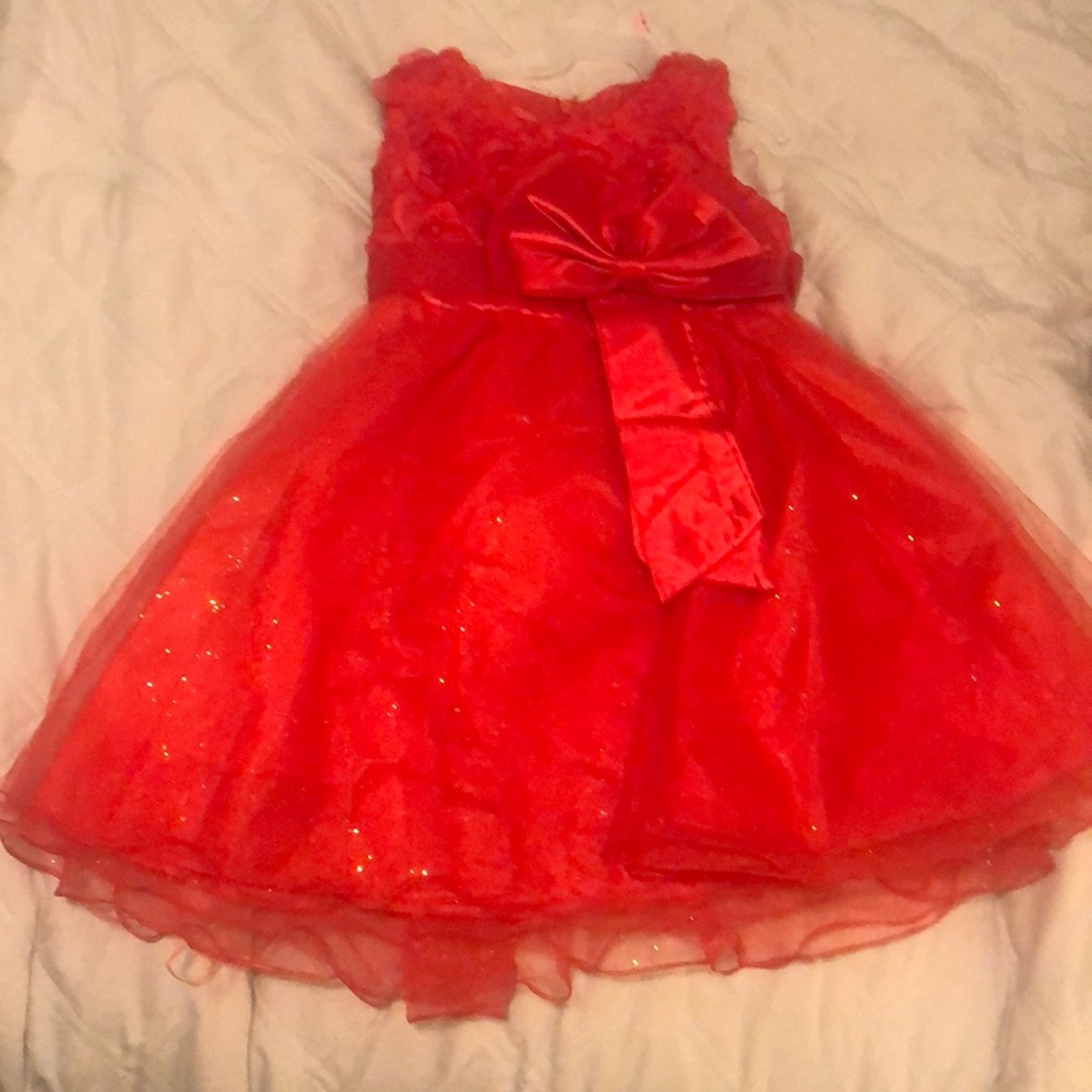 Girl’s Dress